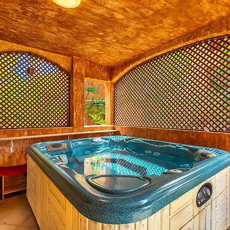 Bahia Menceyes Private Jacuzzi